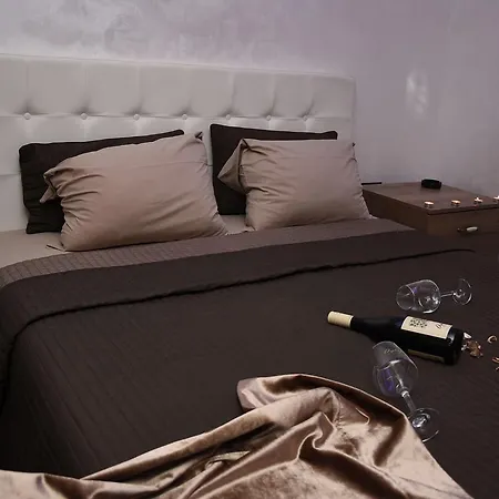 Business Jacuzzi Apartmán Bělehrad