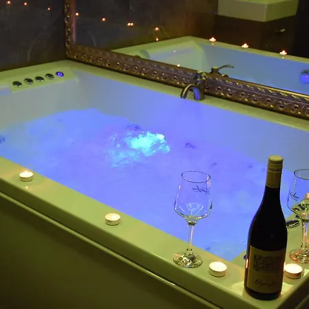 Business Jacuzzi *