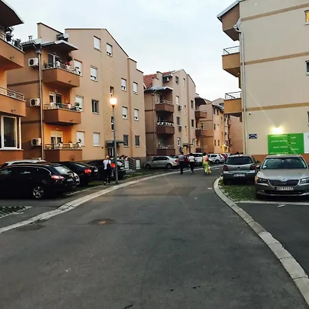 Business Jacuzzi 아파트