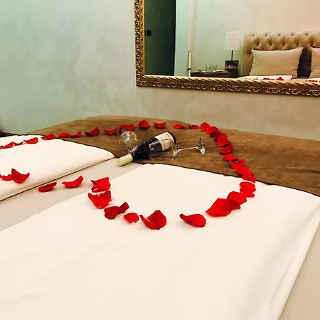Business Jacuzzi Apartment Belgrade