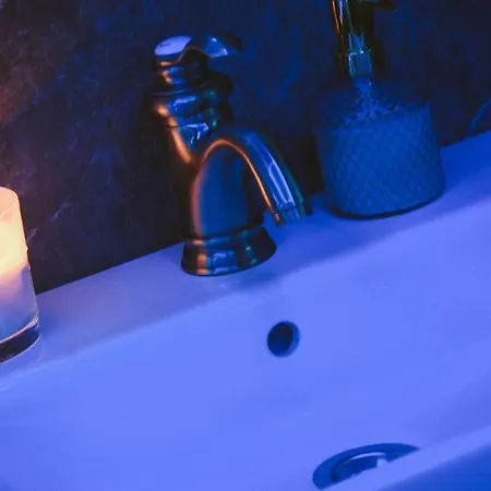 Business Jacuzzi Apartment Belgrade