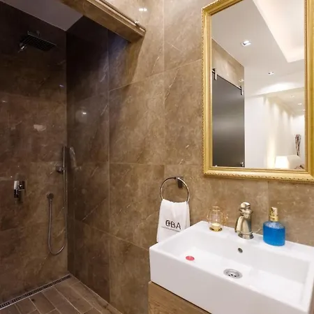 Business Jacuzzi Apartment Belgrade